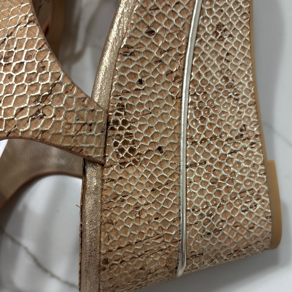 Donald J. Pliner Tan Wedge Shoes - Picture 12 of 17